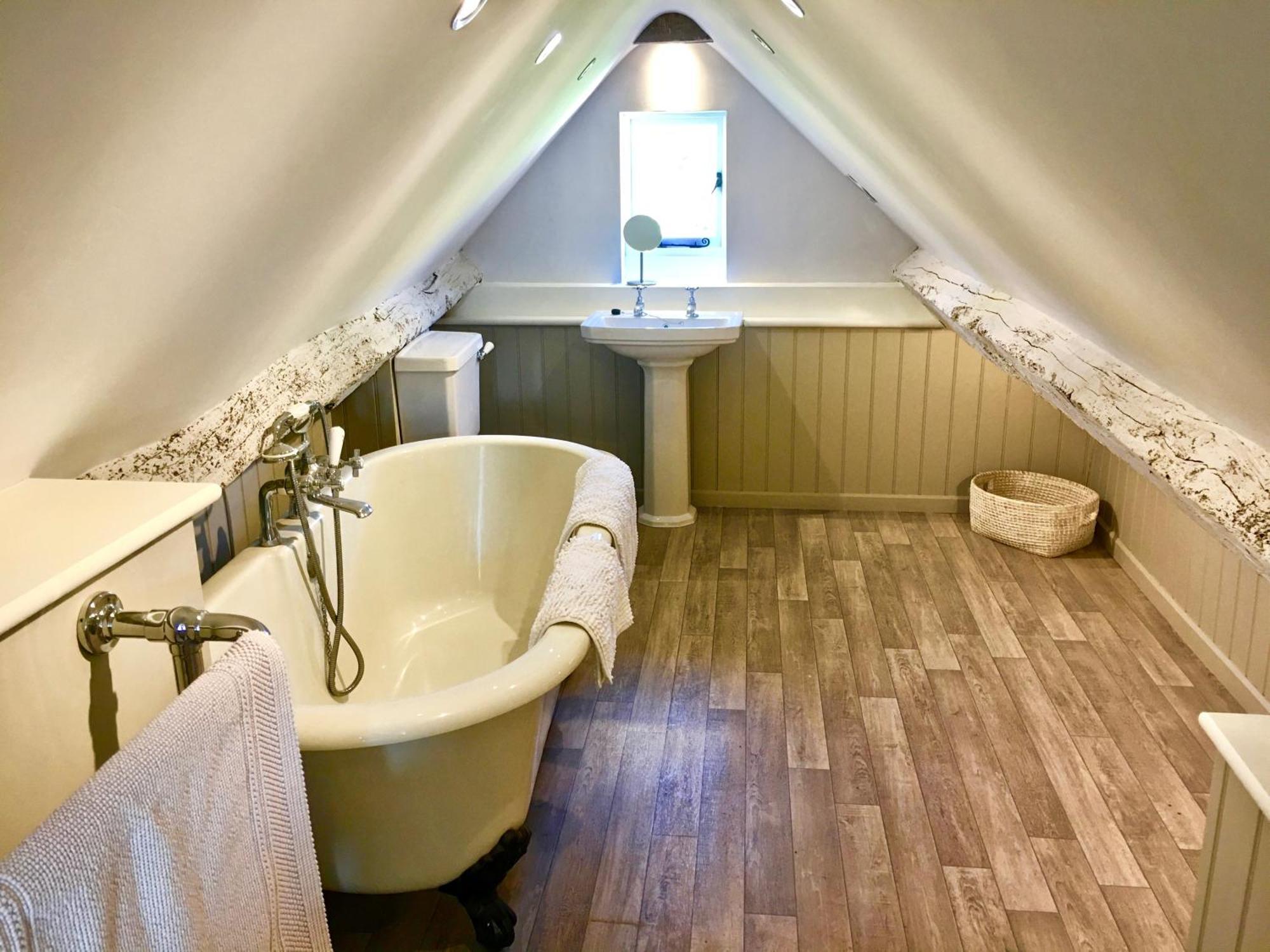 Luxury 2 Bed Apartment With Free Parking 러들로 외부 사진